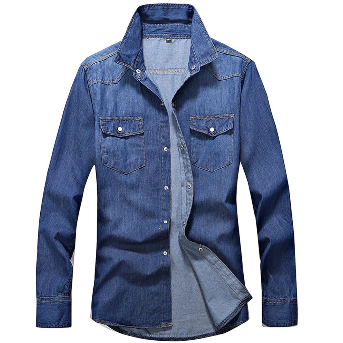 Denim shirt with long sleeves and pockets.
